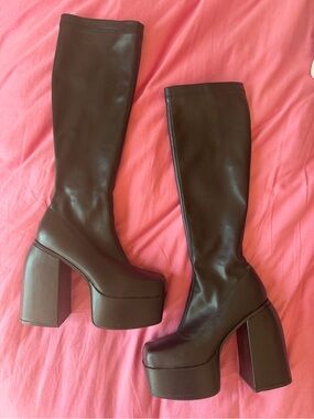 Platform Knee-High Boots in Dark Brown